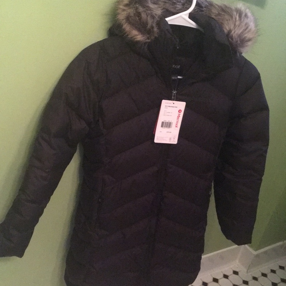 Girl’s marmot winter coat
